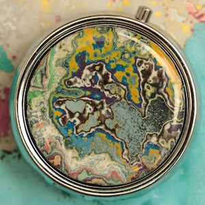 Edelsteen Graffiti Pill Case - Gemarmerde Een Compartiment Pill Box voor Portemonnee of Zak - Zilveren Tone Scharnierende Pil Container
