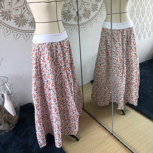 ジュポン ドゥ ヴォラン、ブラン ア ポワ オレンジ/マロン/グリ - ジュプ ロング ボエーム - ヴェトマン コトン - タイユ ユニーク (T38 à T42)