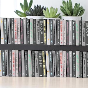 Set van 50 premium boeken met harde kaft grijstinten