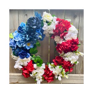 Patriotic wreath with red white & blue flowers, color blocked 4th of July wreath, Americana, Independence Day, Memorial Day, Veteran&#39;s Day