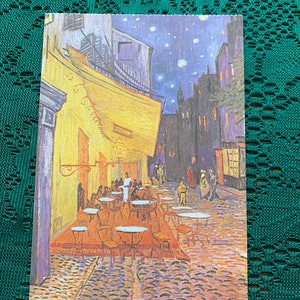 Cartolina artistica di Vincent VAN GOGH - Caffè all'aperto di notte, Arles - L'originale è dipinto nel 1888 - Cartolina impressionista - carta da collezione