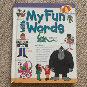 2003 Il dizionario My-Fun-With-Words Libro per bambini James Ertel Illustrato Copertina rigida Biblioteca educativa Homeschool Scrapbook Artigianato di carta