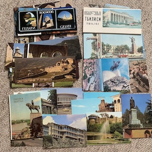 3 jeux de cartes postales de la ville de TBILISSI et de la ville de GELATI en Géorgie - Cartes postales de Géorgie - 38 cartes postales à collectionner imprimées dans les années 1980, Moscou