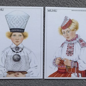 Costumi popolari estoni Set di 2 cartoline d'arte estone mai utilizzate. Ragazze in abito nazionale dell'isola di MUHU. Cartoline d'arte da collezione di Mari Kaarma