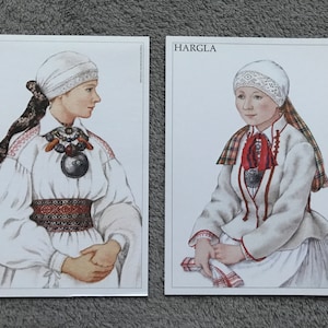 Costumi popolari estoni. Set di 2 cartoline d'arte estone mai utilizzate. Abito nazionale OTEPAA e HARGLA. Cartoline d'arte da collezione di Mari Kaarma.