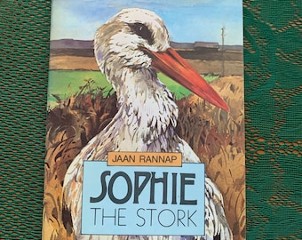 Estonian Children's Book in English (1989) "Sophie The Stork" by Jaan Rannap. Lovely illustrations. Vintage book printed in USSR