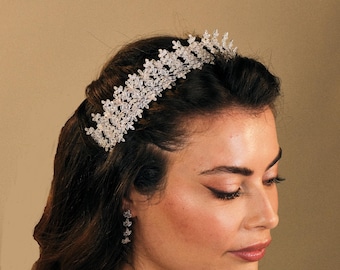 Whimsical Wonder Bridal Jewelled Crystal Headband - Etsy display picture 1