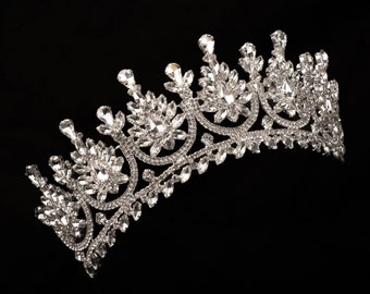 Swarovski crystal tiara, crystal wedding tiara, wedding tiara, bridal tiara, crystal wedding tiara, silver swarovski tiara