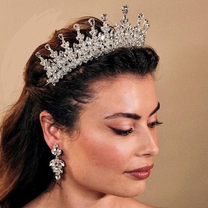 Tiara nuziale in cristallo: corona nuziale Swarovski fatta a mano