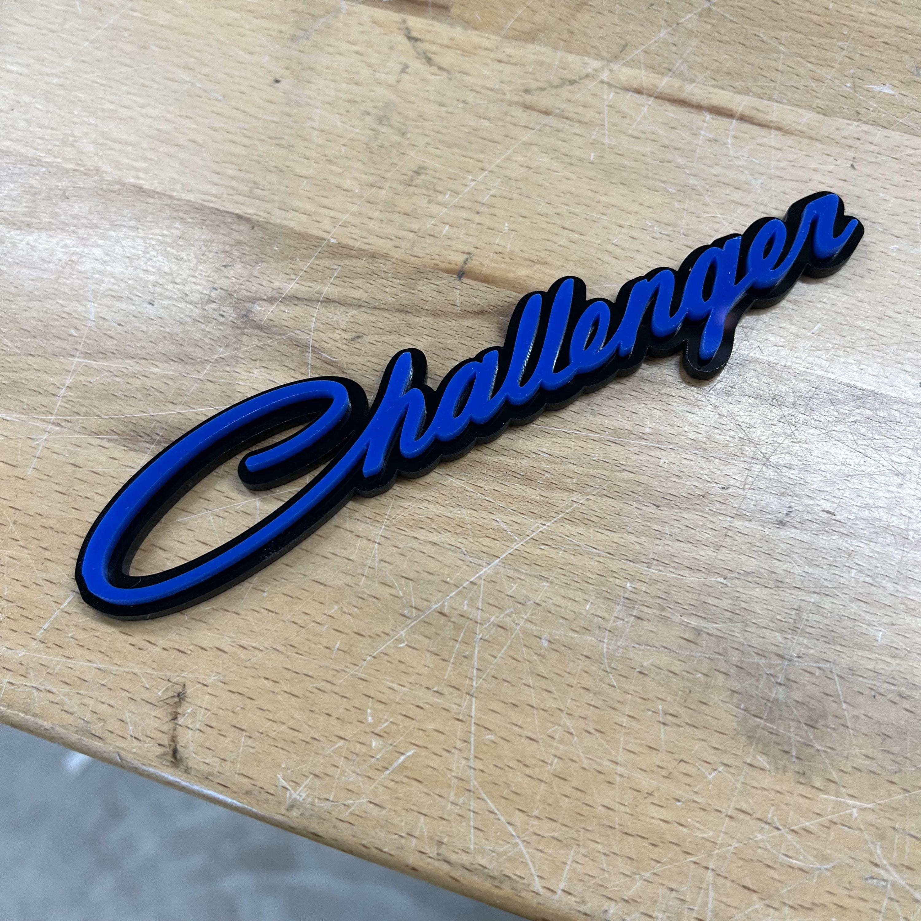 24ss CHALLENGER SCRIPT LOGO SWINGTOP L Challenger® Script Badge 
