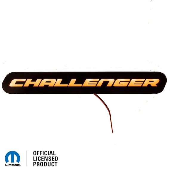 小物 CHALLENGER/LIGHTNING SIGNBOARD LED Challenger® LED Illuminated Badge - Grille or Body Mount
