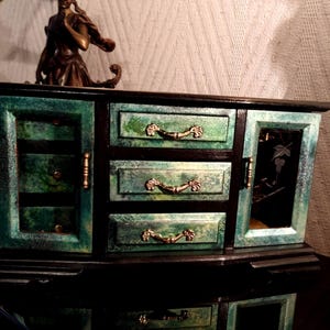 Coffre à bijoux en bois Estilo Barroco imitación pierre, interior en terciopelo de alta calidad, verres gravées, único, fait main, cadeau luxe