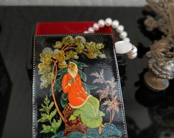 Boîte à bijoux en laque noire russe PALEKH vintage 1976 unique peinte à la main signée datée objet collection cadeau déco maison très rare