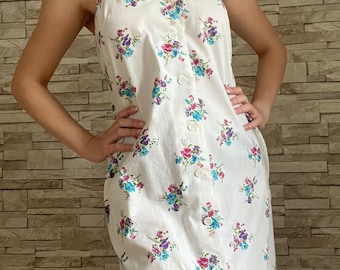 Vintage women's white cotton sundress