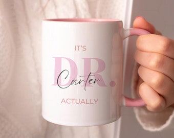 Taza "Es Doctor Actually" - Taza de Doctor Personalizada - Regalos para Futuros Doctores - Regalos de Graduación de Doctores - Taza Personalizada de Doctor - Regalo de Cumpleaños de Doctor