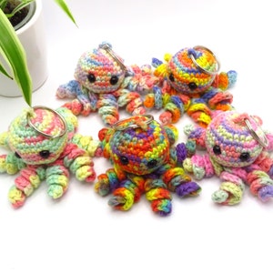 Mit Lavendel gefüllter Oktopus-Schlüsselanhänger | Amigurumi Oktopus Schlüsselanhänger | Entspannungshilfe | Emotionale Unterstützung