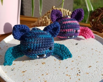 Crochet bat plushie | Hallowen bag charm | Halloween keychain | Spooky Halloween gift | Cute bat keyring | Amigurumi bat