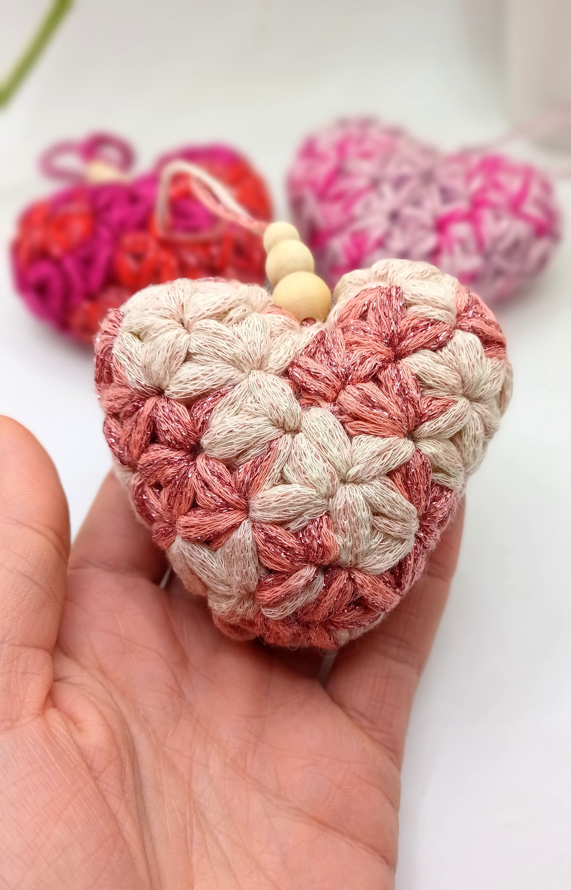 Jasmine Stitch Heart Decoration | Crochet 3D Heart | Heart Plushie