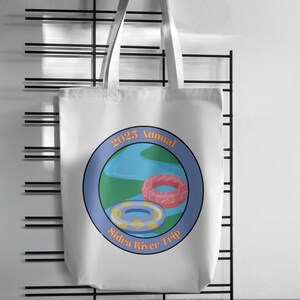 Arquivo SVG da Viagem Anual ao Rio Sidra de 2025; Design para Camisetas, Blusas de Gola Redonda, Arte para Impressão e Mais; Referência à Série ACOTAR; Arquivo para Download Instantâneo