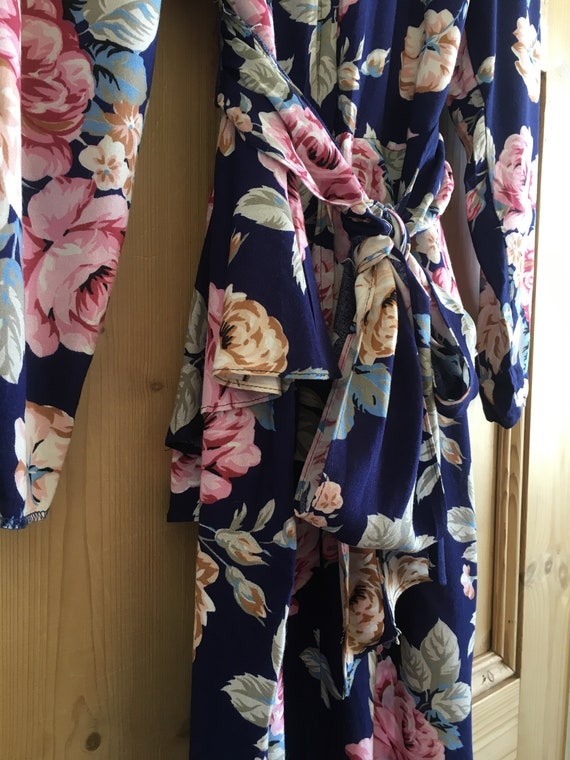 Vintage 1980’s floral pinup peplum wiggle dress S… - image 6
