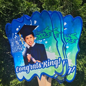 Graduation fans | grad decor