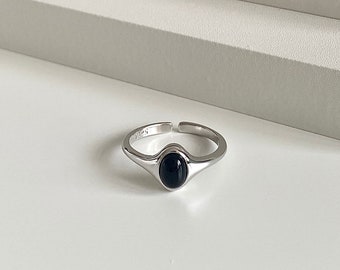 Minimalist Sterling Silver Black Agate Ring | Dainty Adjustable Silver Black Gemstone Ring | Open Black Stone Mens Ring | Gift For Her\Him
