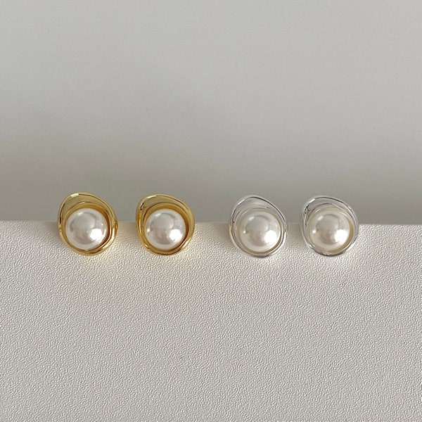 Dainty Pearl Gold Plated Silver Stud Earrings | Minimalist 18k Gold Pearl Earrings | Sterling Silver Bridesmaid Earrings Stud |Gift For Her