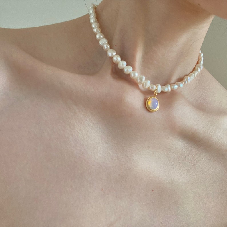 Moonstone Pendant Freshwater Pearl Necklace Dainty Baroque Beaded Pearl Necklace Gold Vermeil Moonstone Pearls Necklace Gift For Her image 5