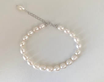 Lustrous Elegance Silver Beaded Pearl Bracelet | 925 Sterling Silver Classic Pearl Bracelet | Pearl Bridesmaid Bracelet | Wedding Jewelry