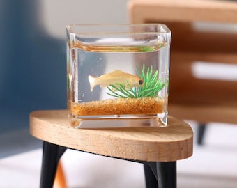 Mini aquarium au 1/12 comme accessoire pour nains ou maisons de poupées, maisons de poupées, accessoires de poupées, petits nains ou meubles de poupées, etc. de DE