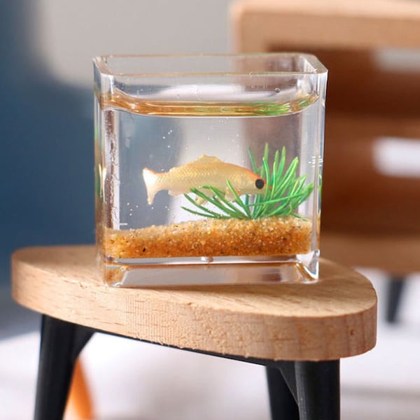 Mini aquarium in 1/12 as an accessory for gnomes or dollhouses, dollhouses, doll accessories, small gnomes or doll furnishings, etc. from DE