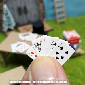 Mini jogo de cartas definido em cartas de pôquer 1/12 como acessórios para elfos ou casa de bonecas, casa de bonecas, acessórios para bonecas da DE