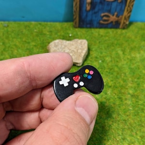 Wichtel Mini Game Controller (Variant 2) as an accessory for gnomes or dollhouse gnome pranks, as gnome accessories or gnome toys