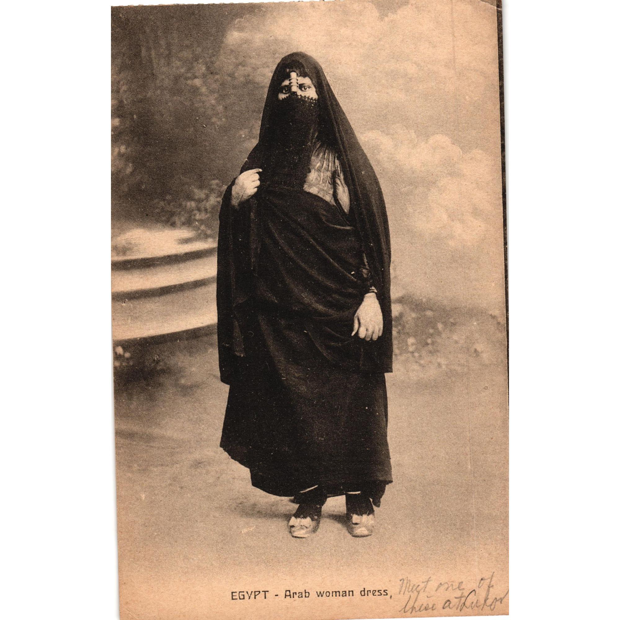 Arab Women Dress