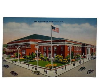 Vintage 1944 Milwaukee Auditorium Wisconsin färgat linnevykort