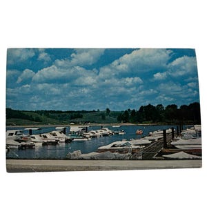 Carte postale vintage Salt Fork Lake & State Park - Vue sur la marina avec des bateaux