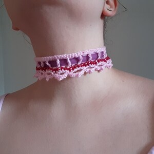 Sarahs halsband - Virkmönster