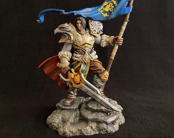 Warcraft Varian Wrynn statue 1/8 Scale Total(38cm) collectible