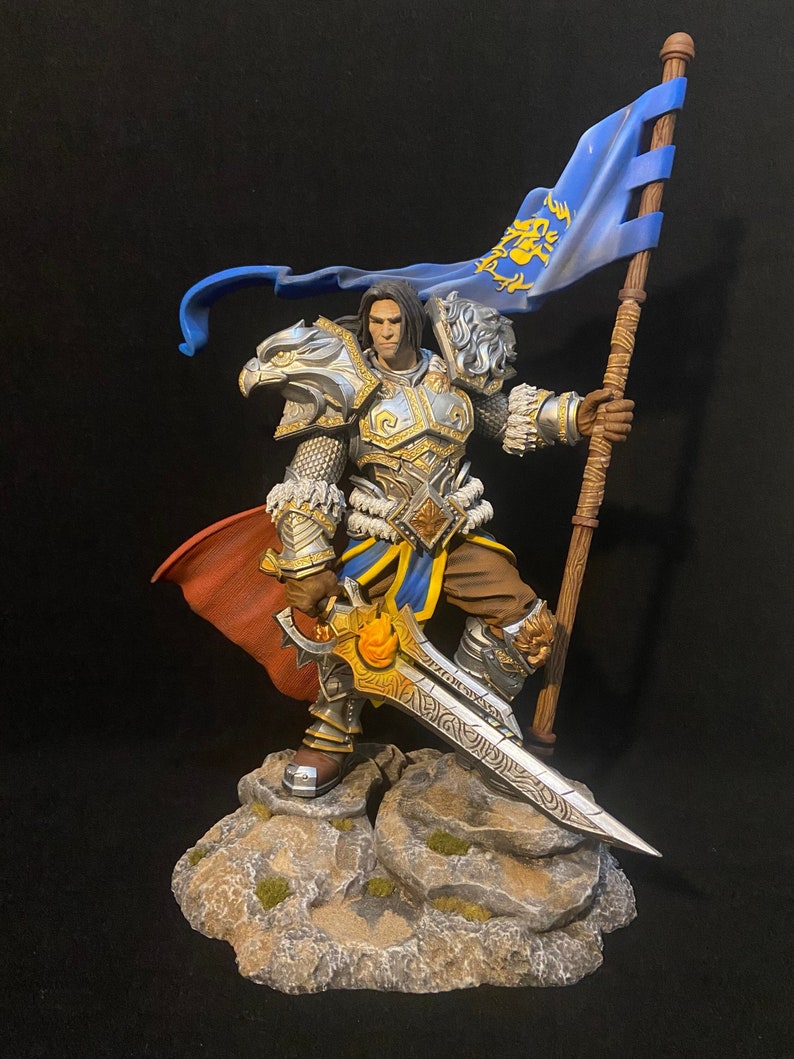 Warcraft Varian Wrynn statue 1/8 Scale Total38cm collectible image 2