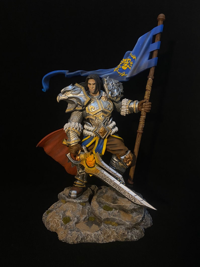 Warcraft Varian Wrynn statue 1/8 Scale Total38cm collectible image 3