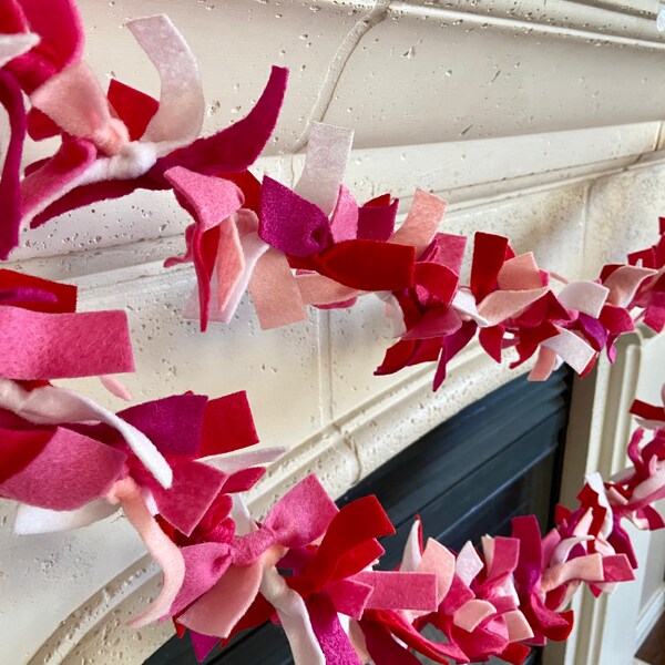 Hand Knotted Felt Garland Perfect for Valentine's Day - Pink, Light Pink, Fuchsia, Red, and White Felt