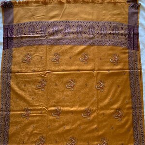 Pashmina shawl