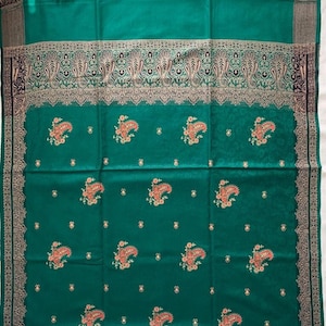 Pashmina shawl