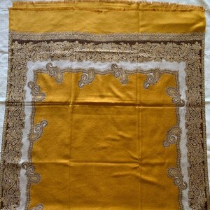 Pashmina shawl