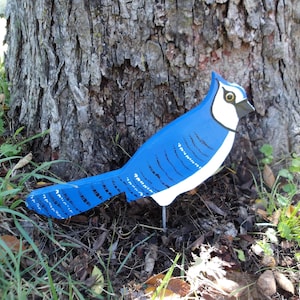 Blue Jay Yard Decoration: Handcrafted Garden Stake