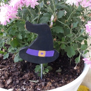 Witch Hat Plant Buddy Garden Stake Halloween Decoration