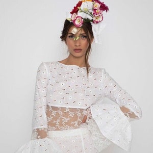 White cotton and lace top/Blouse in Sangallo/Lace blouse/Blouse with sleeves and flounces/Semi-transparent/Ceremony/Bride/High fashion/Italy
