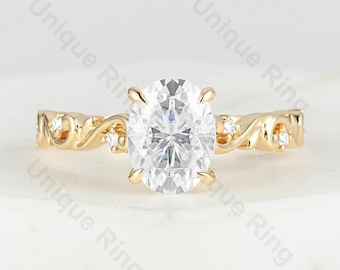 Vintage Oval Lab Grown Diamond Engagement Ring: 14K Gold Floral Vine Band
