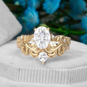Oval Cottagecore Moissanite Engagement ring Set ,Princess Cut Moissanite Floral Wedding Ring,Leaf Solid Gold Band Ring natural theme wedding