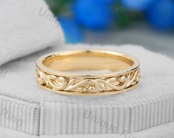Cottagecore Leaf 14K Gold Band Ring: Floral Wedding Jewelry